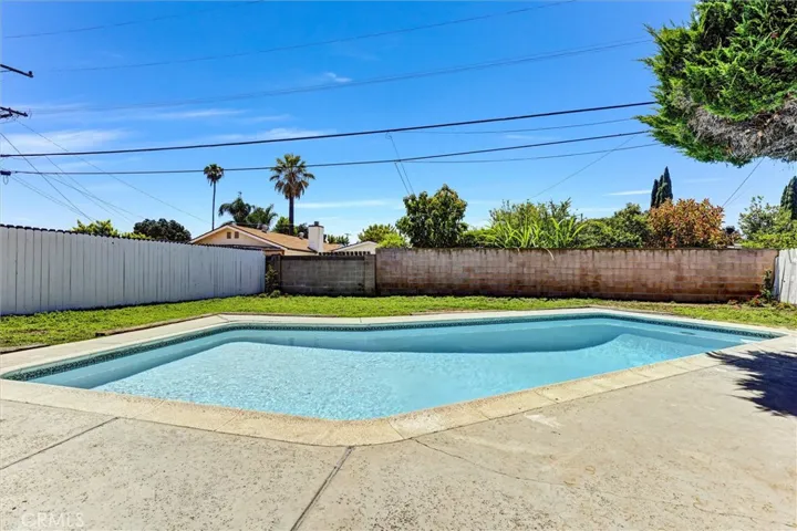 1115 S Lemon, Anaheim, California 92805
