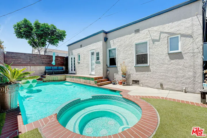 4214 W 29th Street, Los Angeles, California 90016