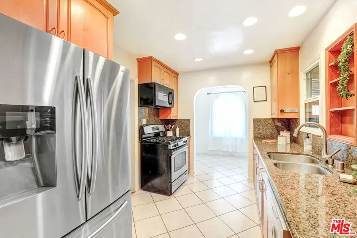 4214 W 29th Street, Los Angeles, California 90016