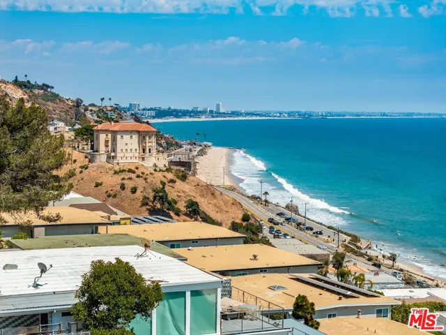 18133 Coastline Drive, Malibu, California 90265