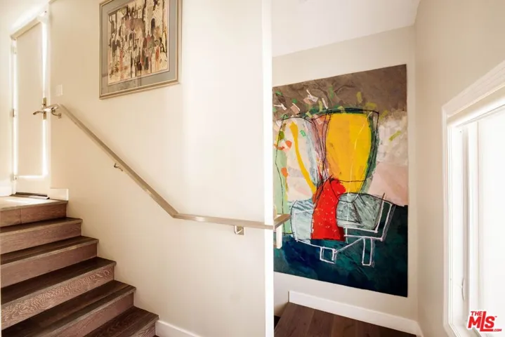 612 Lincoln Boulevard 3, Santa Monica, California 90402