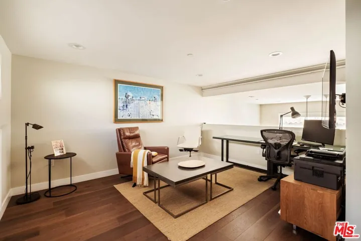 612 Lincoln Boulevard 3, Santa Monica, California 90402