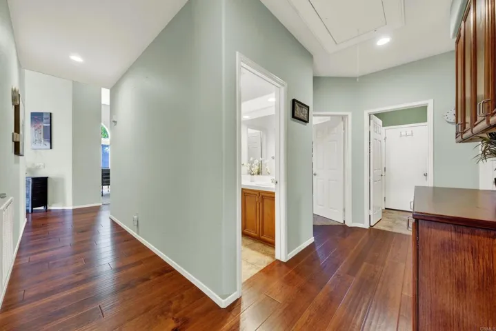 4976 Skyhawk Way, Oceanside, California 92056