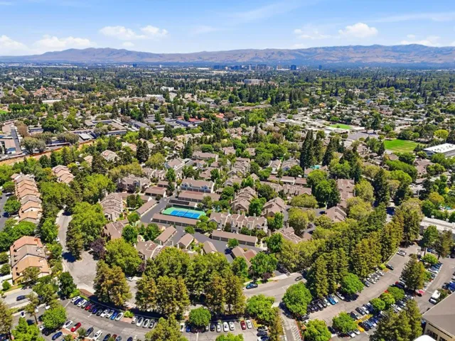 2071 Foxhall Loop, San Jose, California 95125
