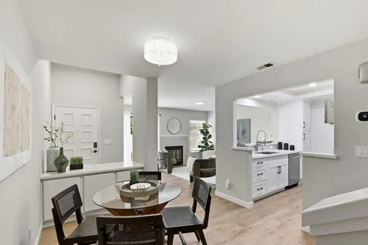 2071 Foxhall Loop, San Jose, California 95125
