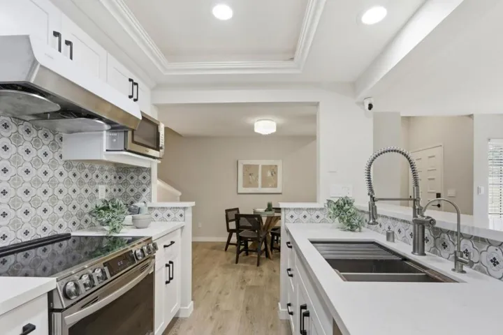 2071 Foxhall Loop, San Jose, California 95125
