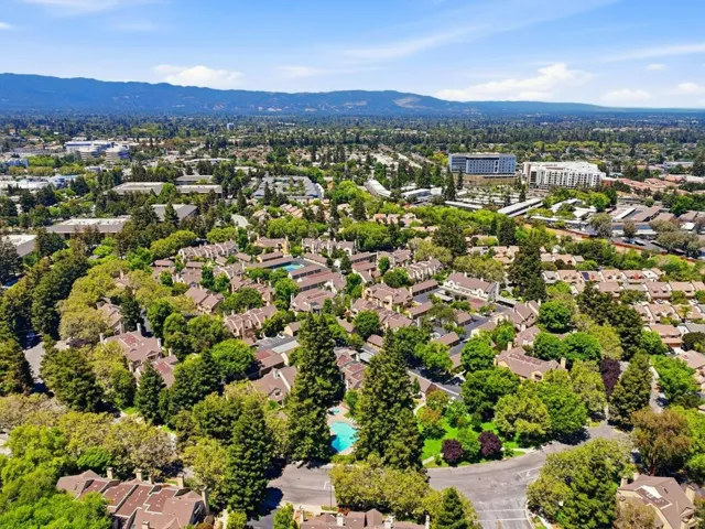 2071 Foxhall Loop, San Jose, California 95125