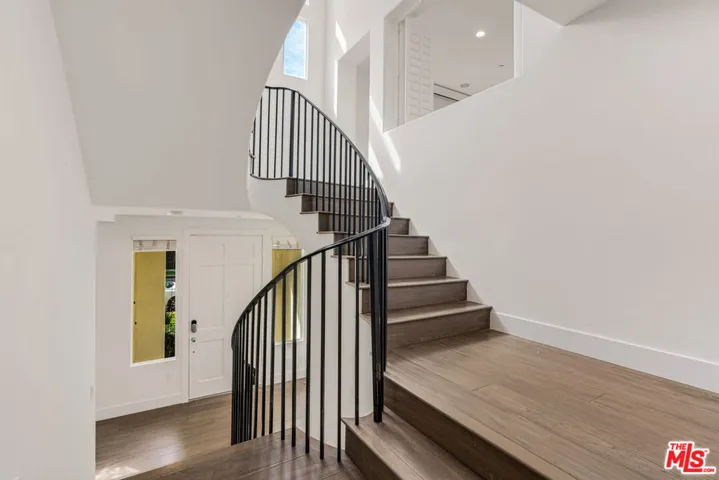5744 Celedon, Playa Vista, California 90094