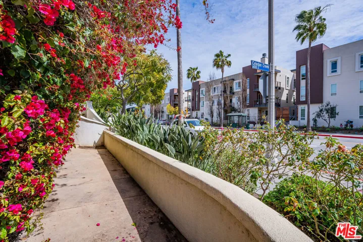 5744 Celedon, Playa Vista, California 90094