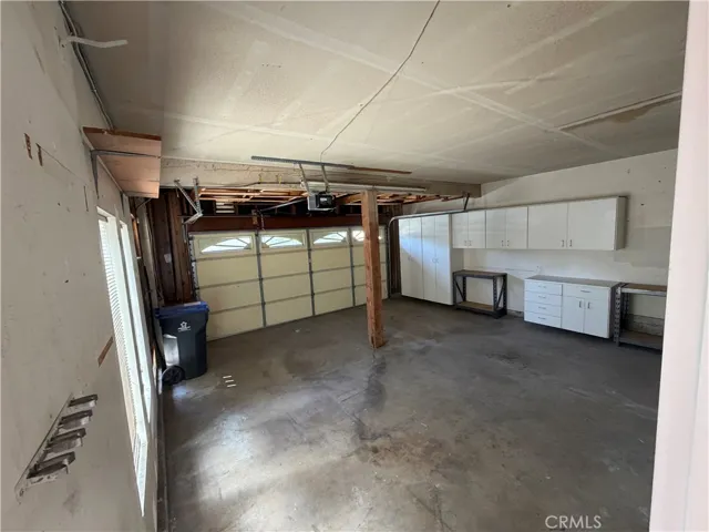2 car garage