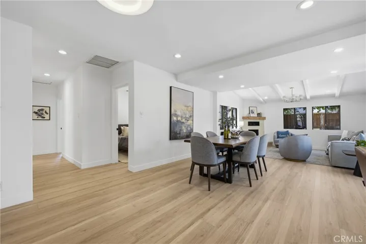 6845 Aura Avenue, Reseda, California 91335
