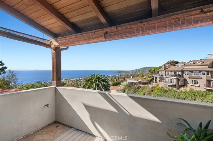2100 Crestview Drive, Laguna Beach, California 92651