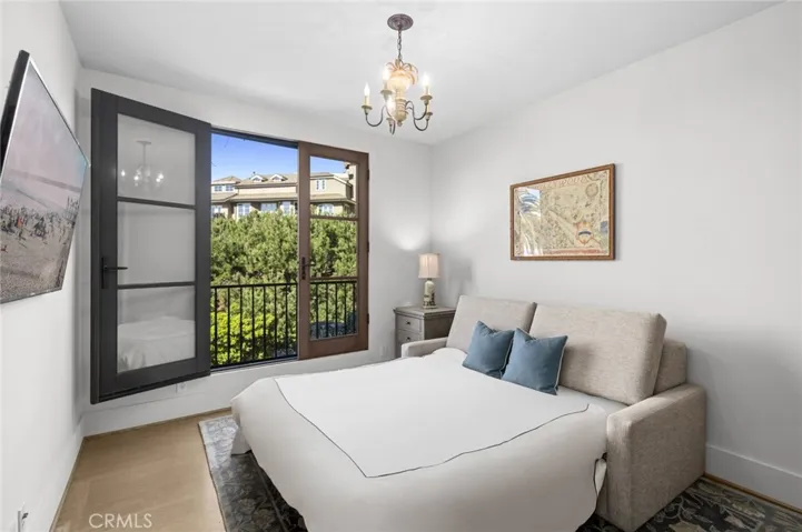 2100 Crestview Drive, Laguna Beach, California 92651