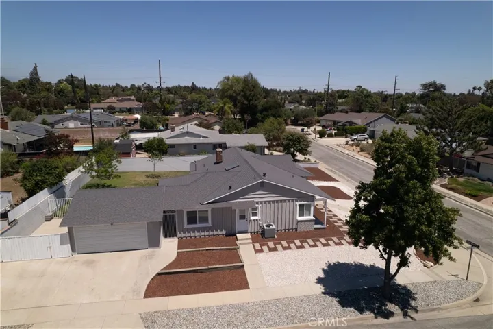 1127 Turning Bend, Claremont, California 91711