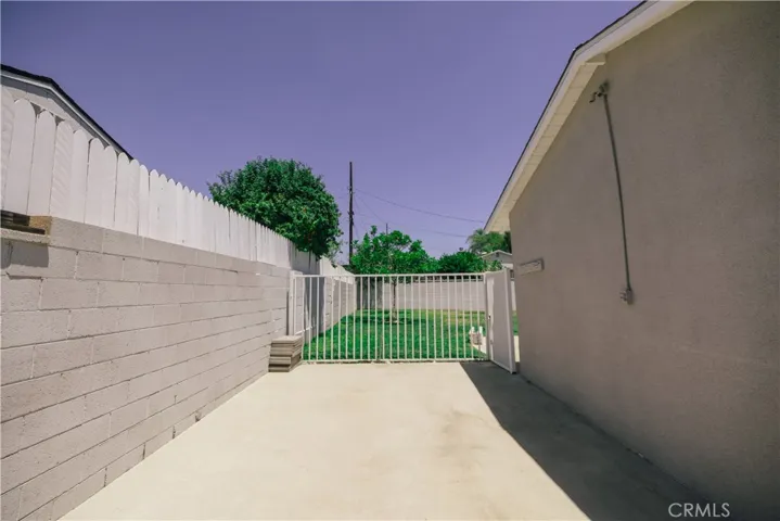 1127 Turning Bend, Claremont, California 91711