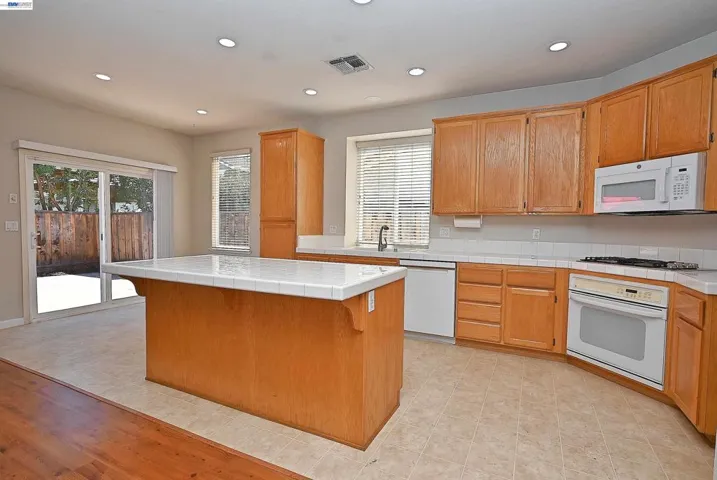 2245 Sabrina Way, Tracy, California 95377