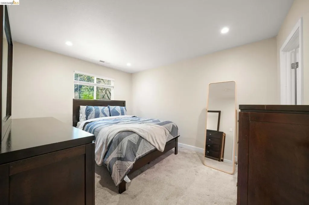 724 Lockwood Dr., Vallejo, California 94547 — photo 5