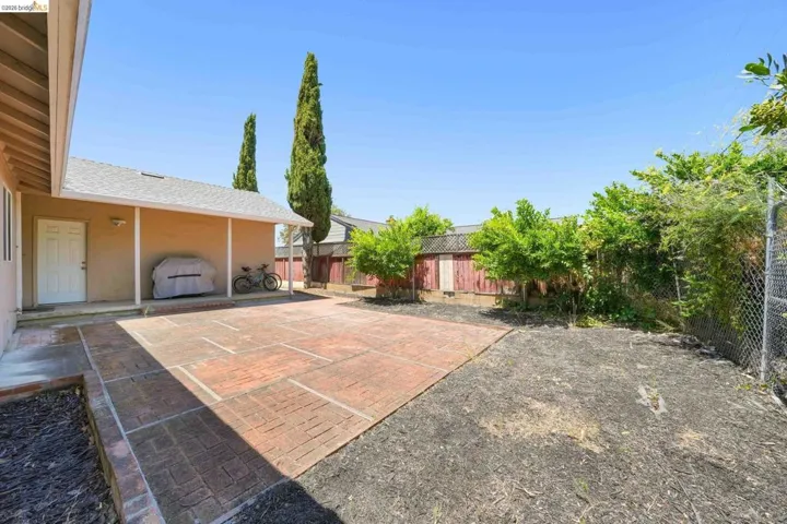 724 Lockwood Dr., Vallejo, California 94547