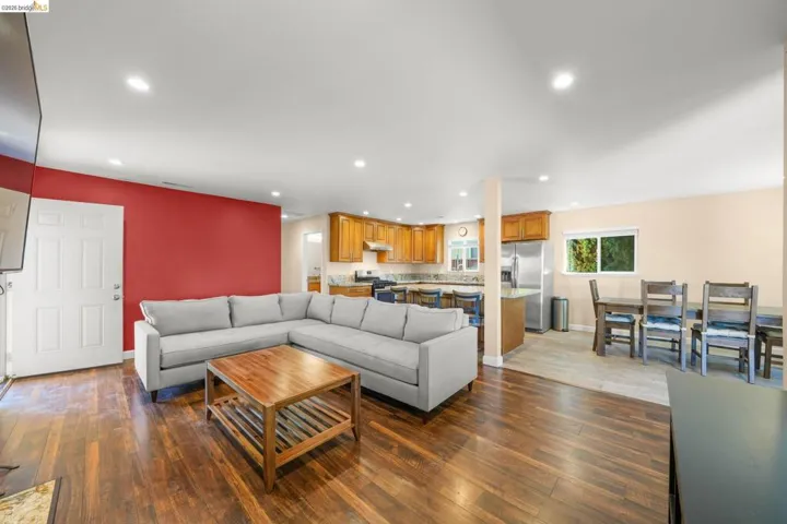 724 Lockwood Dr., Vallejo, California 94547