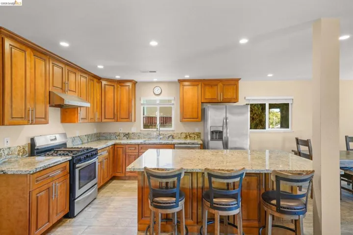 724 Lockwood Dr., Vallejo, California 94547