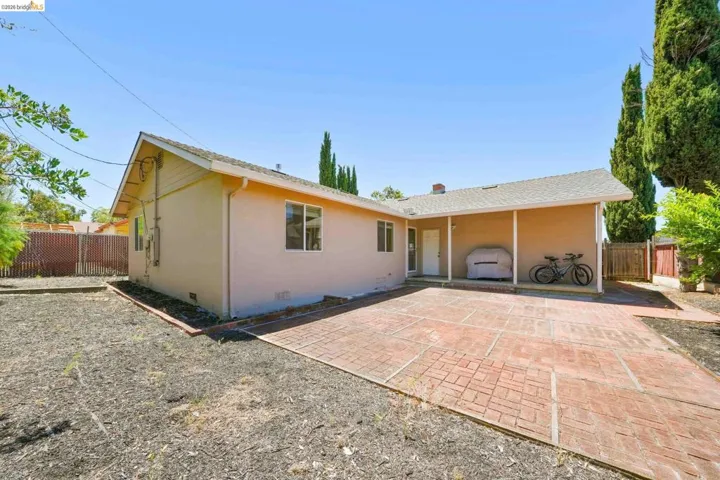 724 Lockwood Dr., Vallejo, California 94547