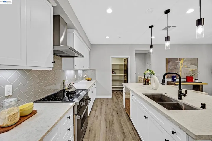 1920 Willow St, Alameda, California 94501