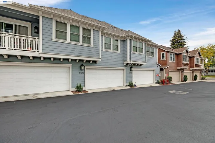 1920 Willow St, Alameda, California 94501