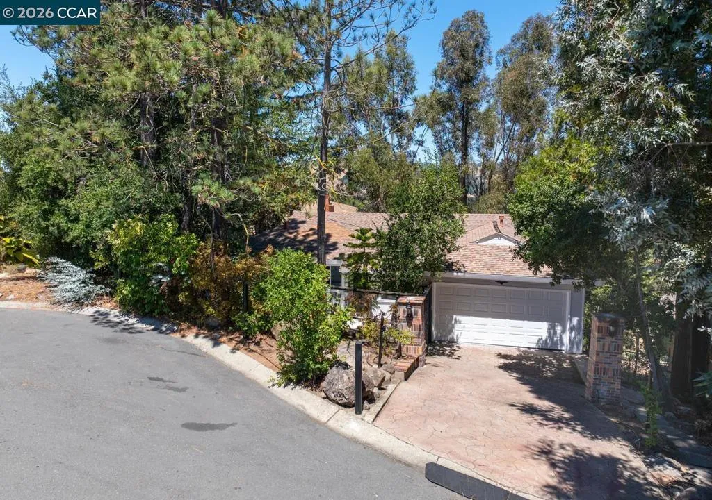 16 Ruth Ct, Lafayette, California 94549 — photo 4
