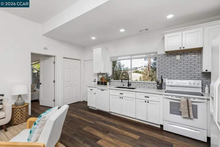 16 Ruth Ct, Lafayette, California 94549