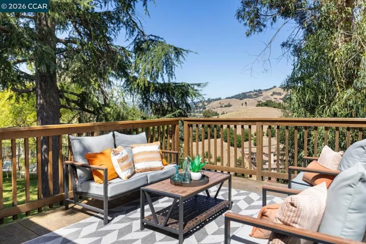 16 Ruth Ct, Lafayette, California 94549