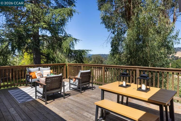 16 Ruth Ct, Lafayette, California 94549