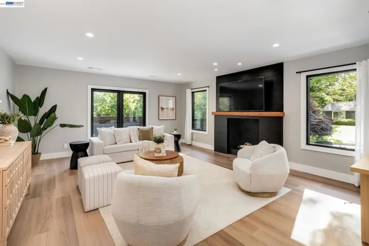 2170 Deer Oak Way, Danville, California 94506