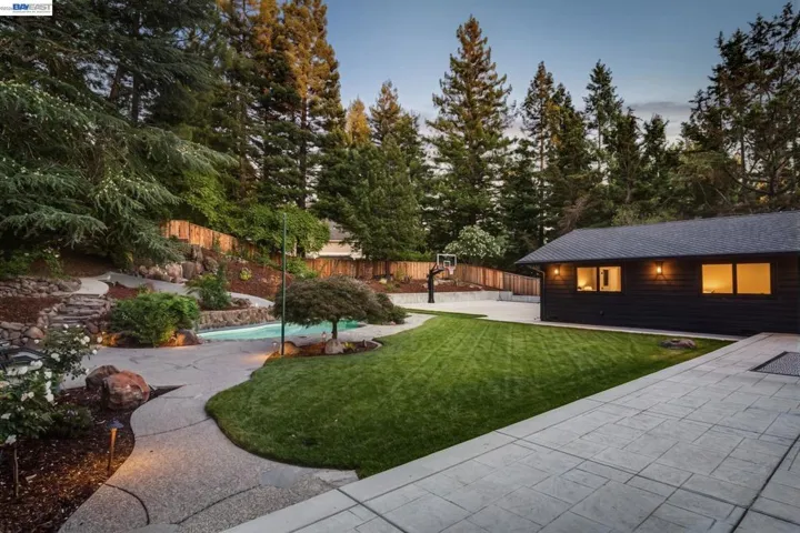 2170 Deer Oak Way, Danville, California 94506