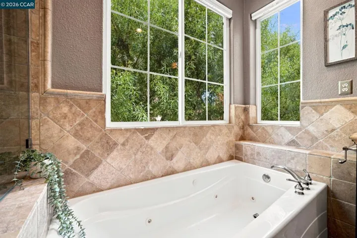 3024 Overlook Dr, Vallejo, California 94591