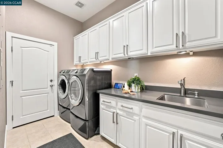 3024 Overlook Dr, Vallejo, California 94591
