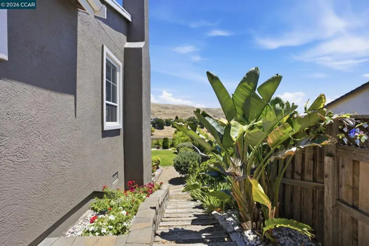 3024 Overlook Dr, Vallejo, California 94591