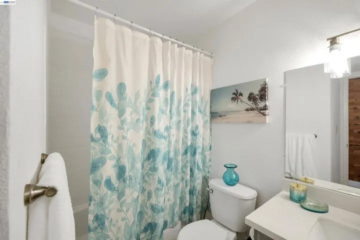 5370 Briar Ridge Drive, Castro Valley, California 94552