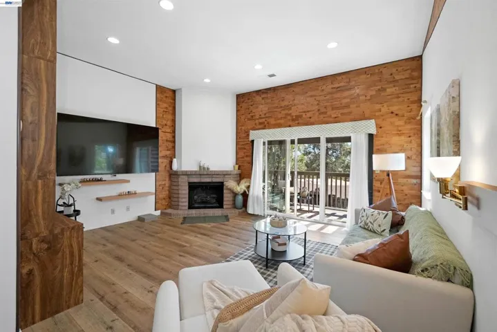 5370 Briar Ridge Drive, Castro Valley, California 94552