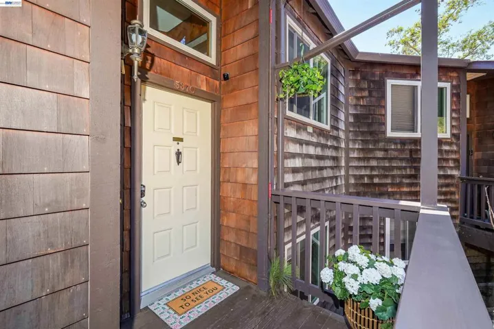 5370 Briar Ridge Drive, Castro Valley, California 94552