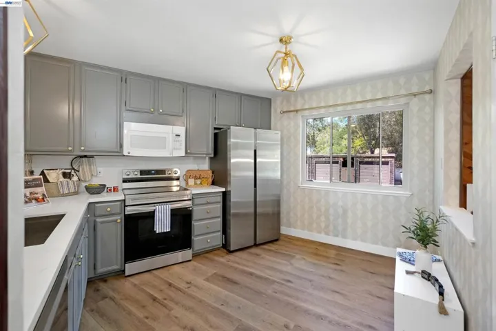 5370 Briar Ridge Drive, Castro Valley, California 94552