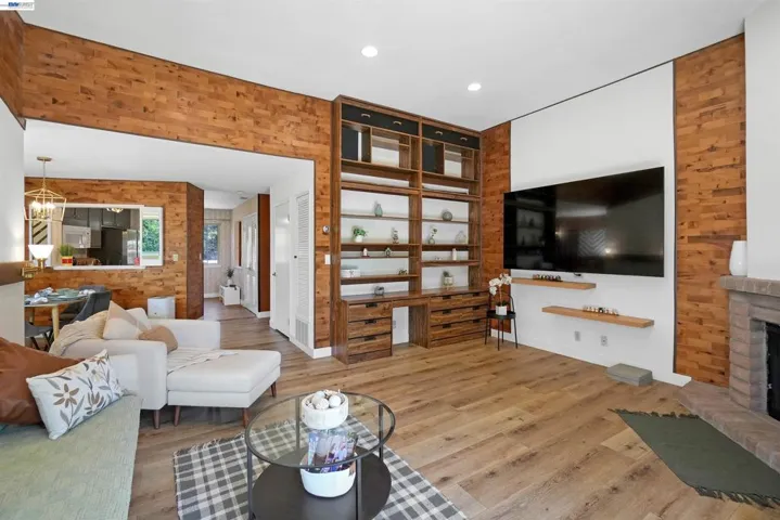 5370 Briar Ridge Drive, Castro Valley, California 94552