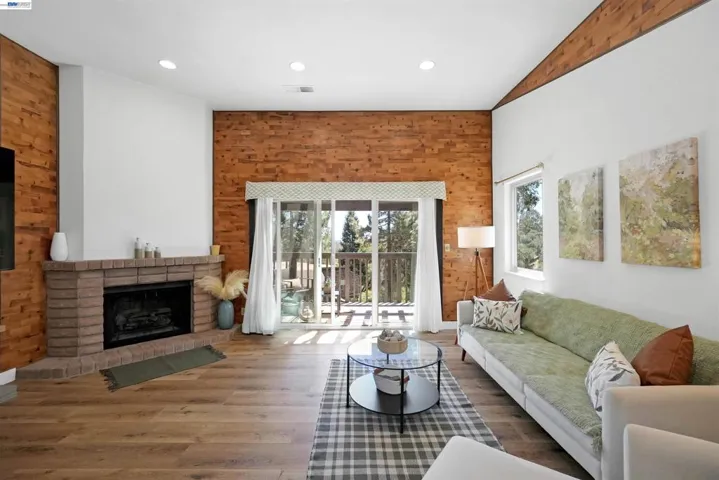 5370 Briar Ridge Drive, Castro Valley, California 94552