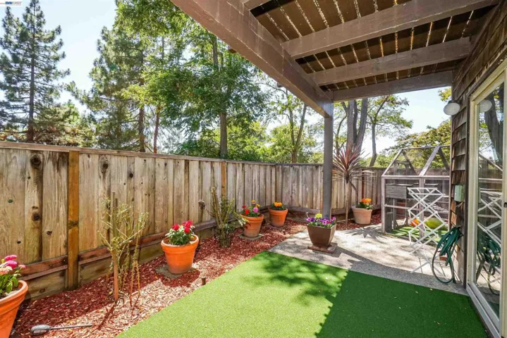 5370 Briar Ridge Drive, Castro Valley, California 94552