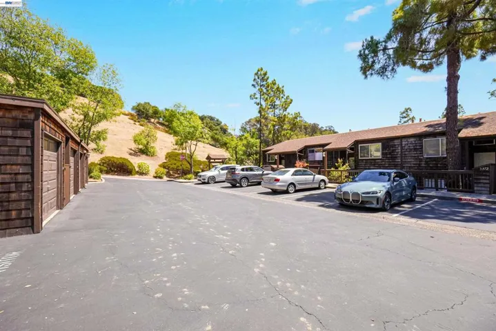 5370 Briar Ridge Drive, Castro Valley, California 94552