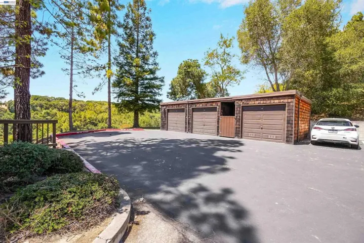 5370 Briar Ridge Drive, Castro Valley, California 94552