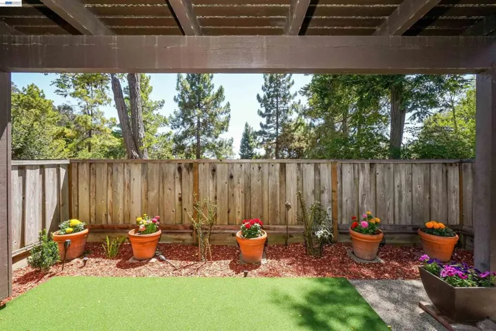 5370 Briar Ridge Drive, Castro Valley, California 94552