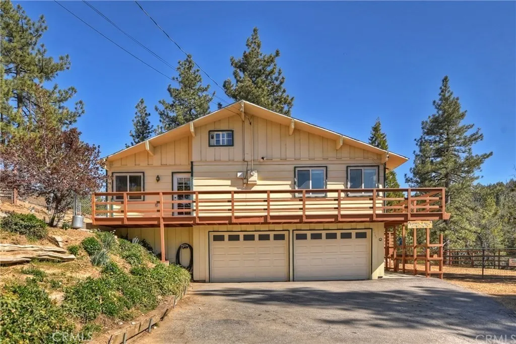 32745 Hilltop