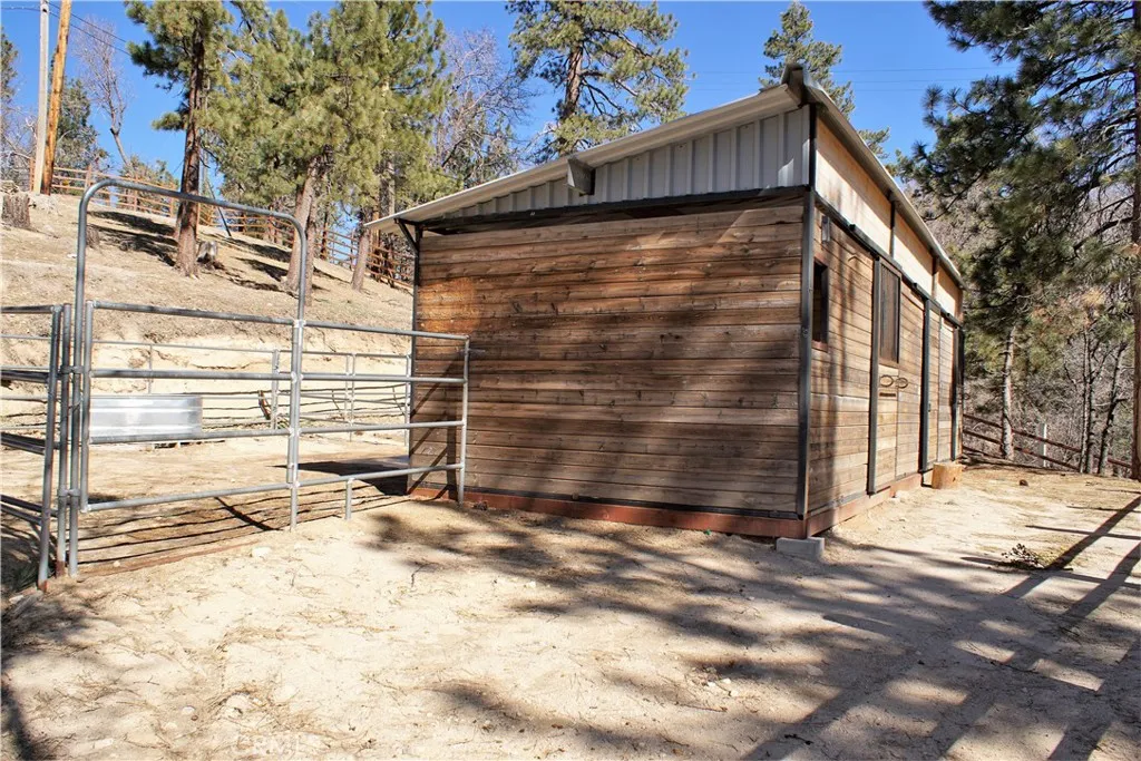 Horse stable