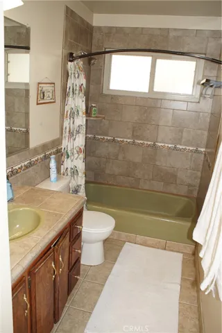 Full bathroom