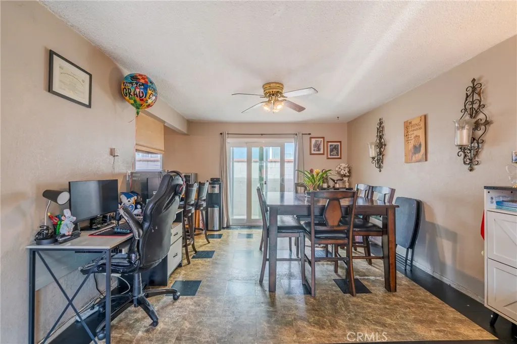 851 W Crestwood, San Pedro, California 90731 — photo 4